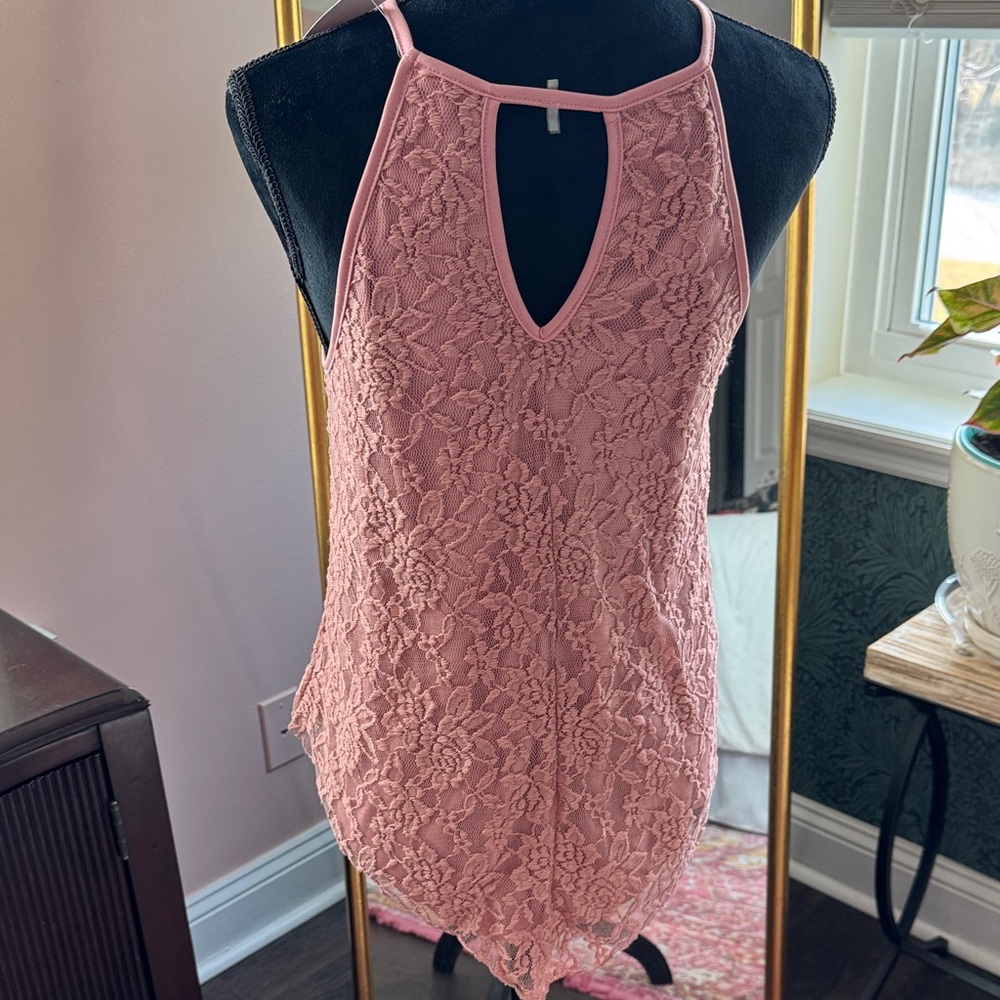 Chic lace halter tank top in pink by Social Teen Size Large - Picture 4 of 7